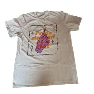 Hot Topic pride tee